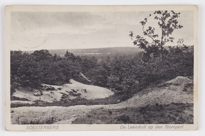 18188 Gezicht op de leemkuil bij de Stompert bij Soesterberg (gemeente Soest).